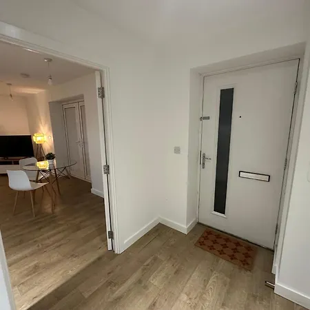 Luxury Modern Apartment-Flat London Rainham  Exterior photo