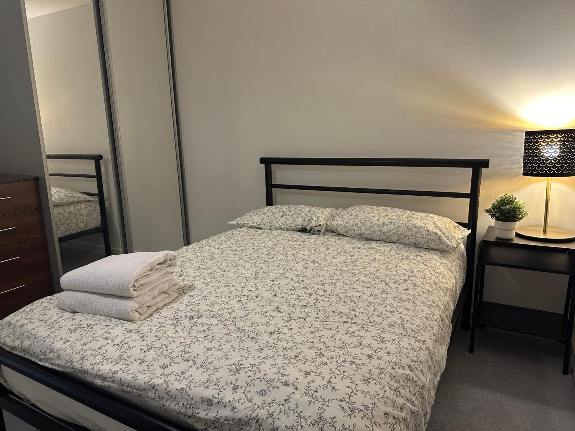 Luxury Modern Apartment-flat London * Rainham (Greater London)